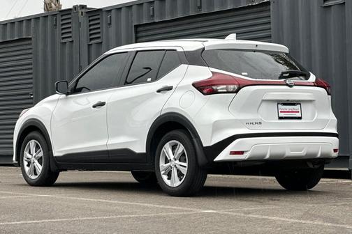 2023 Nissan Kicks S