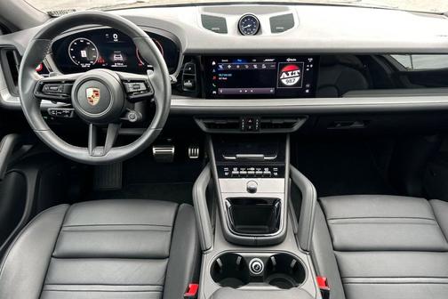 2024 Porsche Cayenne S