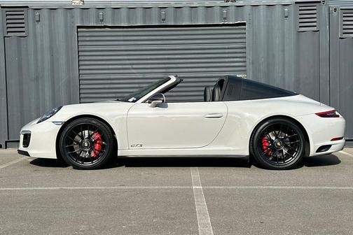 2019 Porsche 911 Targa 4 GTS