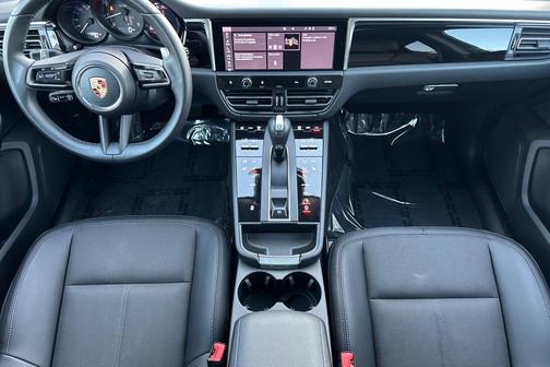 2024 Porsche Macan T