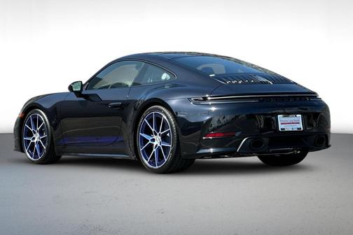 2026 Porsche 911 Carrera