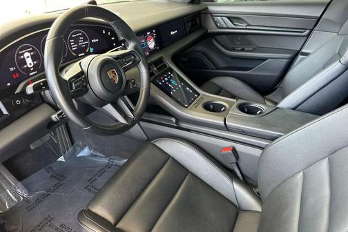 2022 Porsche Taycan RWD