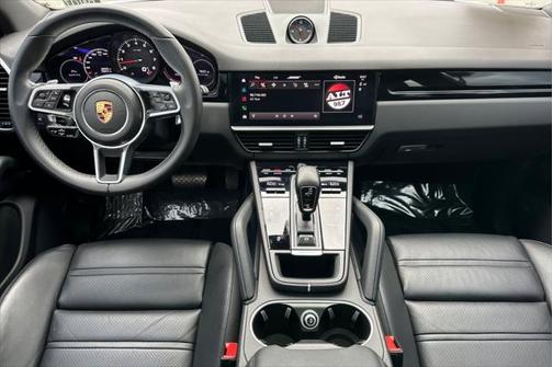2022 Porsche Cayenne Platinum Edition