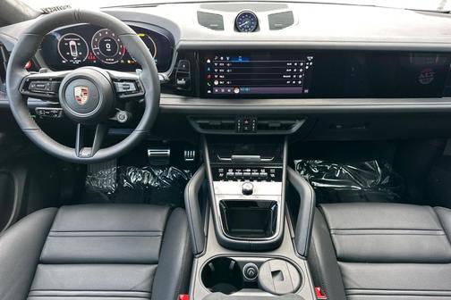 2026 Porsche Cayenne GTS