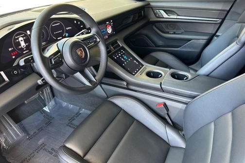 2024 Porsche Taycan 4