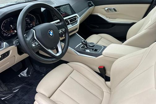 2021 BMW 330 xDrive