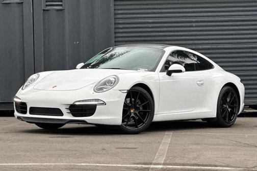 2015 Porsche 911 Carrera