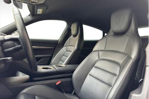2021 Porsche Taycan Base (A2)