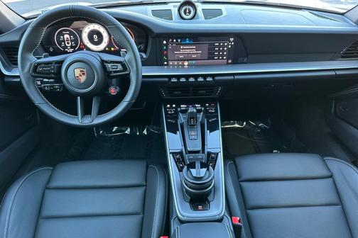 2026 Porsche 911 Targa 4S