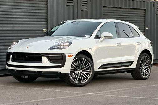 2025 Porsche Macan T