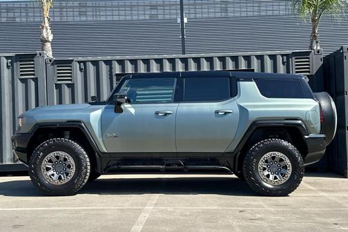 2024 GMC HUMMER EV SUV 3X