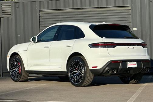 2026 Porsche Macan S