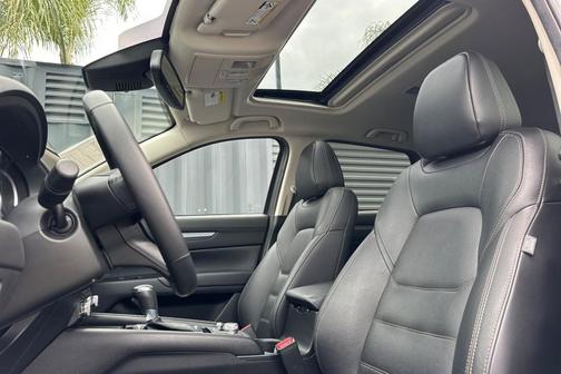 2023 Mazda CX-5 2.5 S Preferred Package