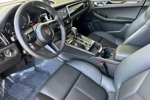 Chalk 2026 Porsche Macan Macan