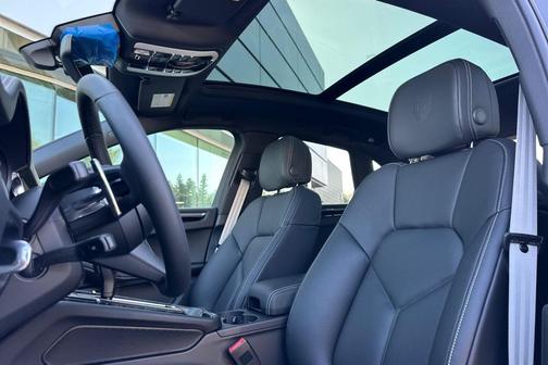 2026 Porsche Macan S