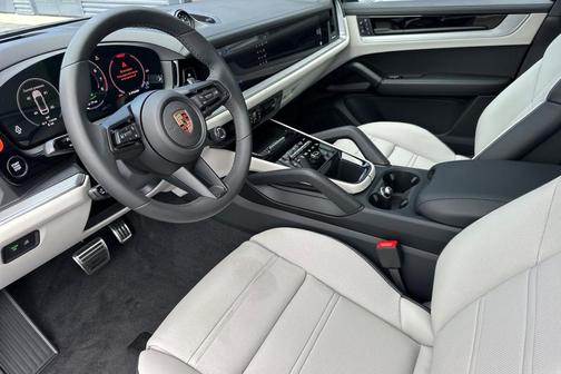 2026 Porsche Cayenne S