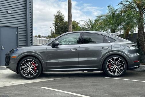 2026 Porsche Cayenne S