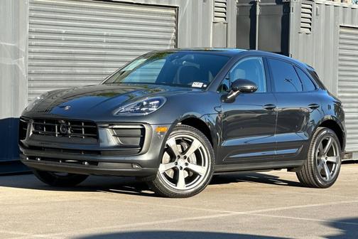 2025 Porsche Macan 