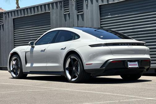 Chalk 2023 Porsche Taycan