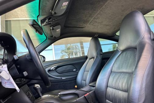 2001 Porsche 911 Carrera