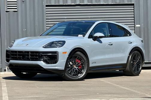 2026 Porsche Cayenne GTS