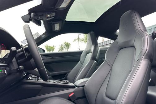 2026 Porsche 911 Carrera GTS