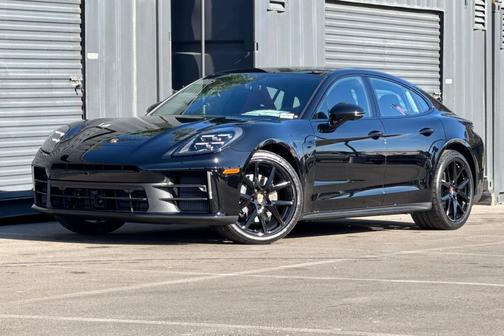 2026 Porsche Panamera 