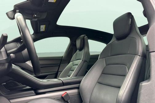2022 Porsche Taycan Base (A2)