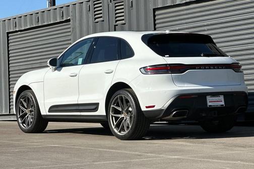 2022 Porsche Macan