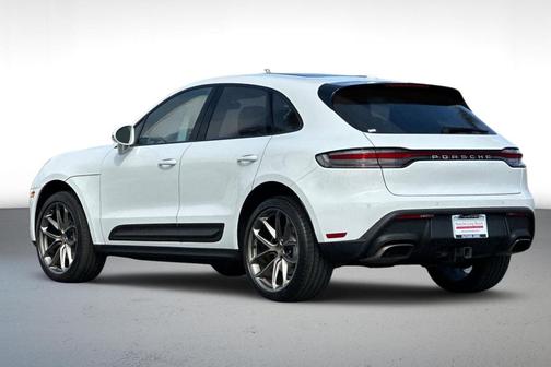 2022 Porsche Macan 