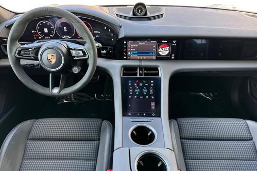 2025 Porsche Taycan 4S
