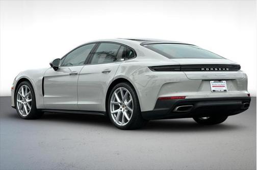 2025 Porsche Panamera
