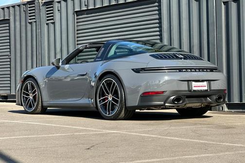 2026 Porsche 911 Targa 4S