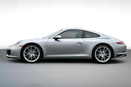 2018 Porsche 911 Carrera