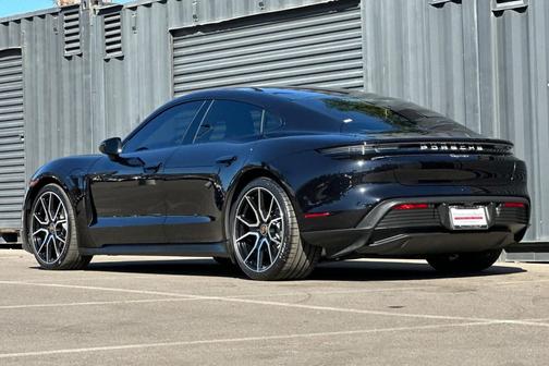 2024 Porsche Taycan 