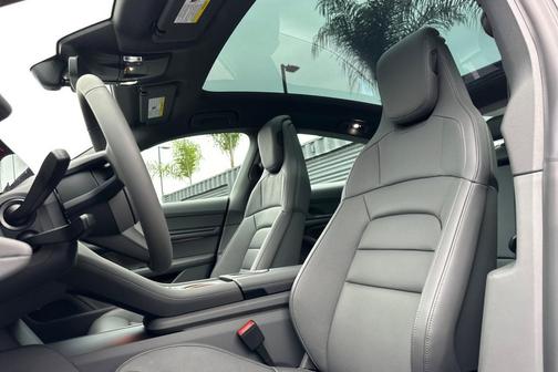 2026 Porsche Taycan 4