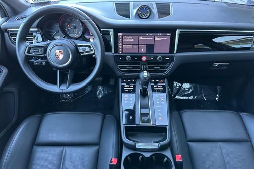 2024 Porsche Macan 