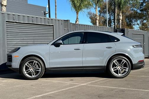 2025 Porsche Cayenne Cayenne