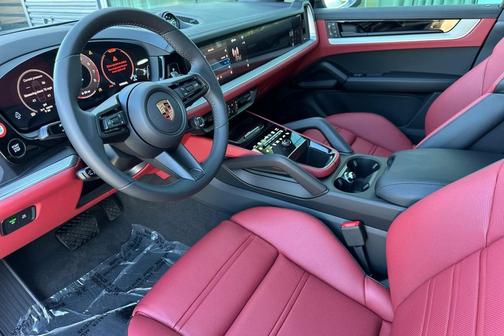 2025 Porsche Cayenne Cayenne