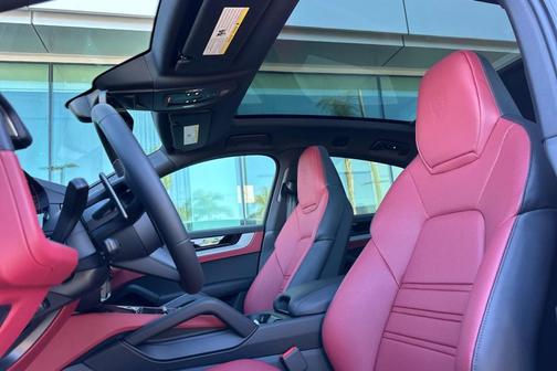 2025 Porsche Cayenne Cayenne