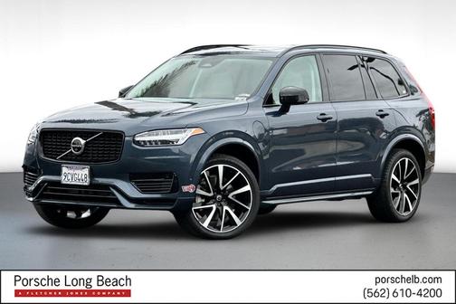 2023 Volvo XC90 Recharge Plug-In Hybrid T8 Plus Dark Theme 7-Seater