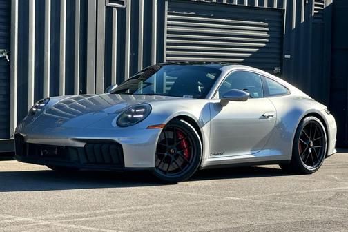 2026 Porsche 911 Carrera GTS