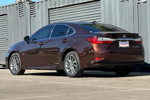 2017 Lexus ES 300h Base