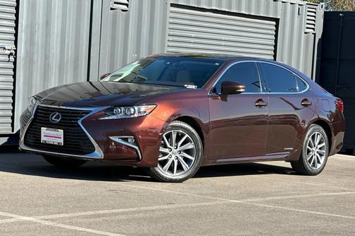 2017 Lexus ES 300h Base