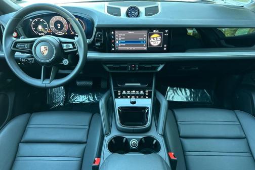 2025 Porsche Cayenne Cayenne