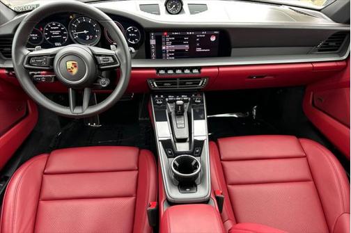 2021 Porsche 911 Carrera