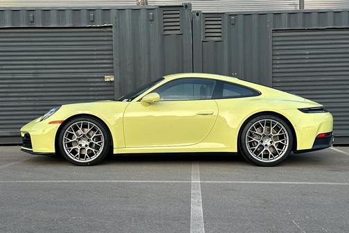 2026 Porsche 911 Carrera