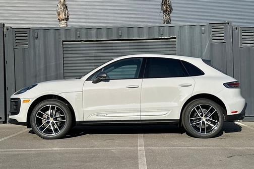 2026 Porsche Macan Macan