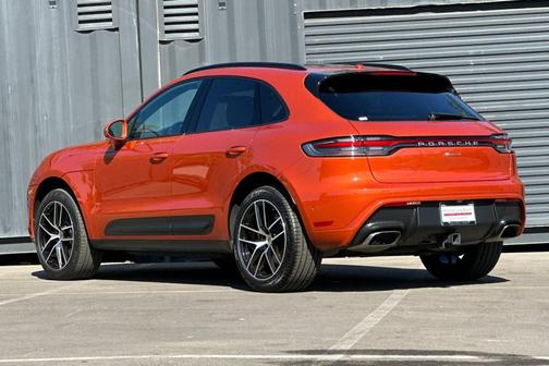 2022 Porsche Macan 