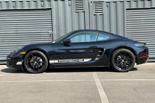 2025 Porsche 718 Cayman Style Edition